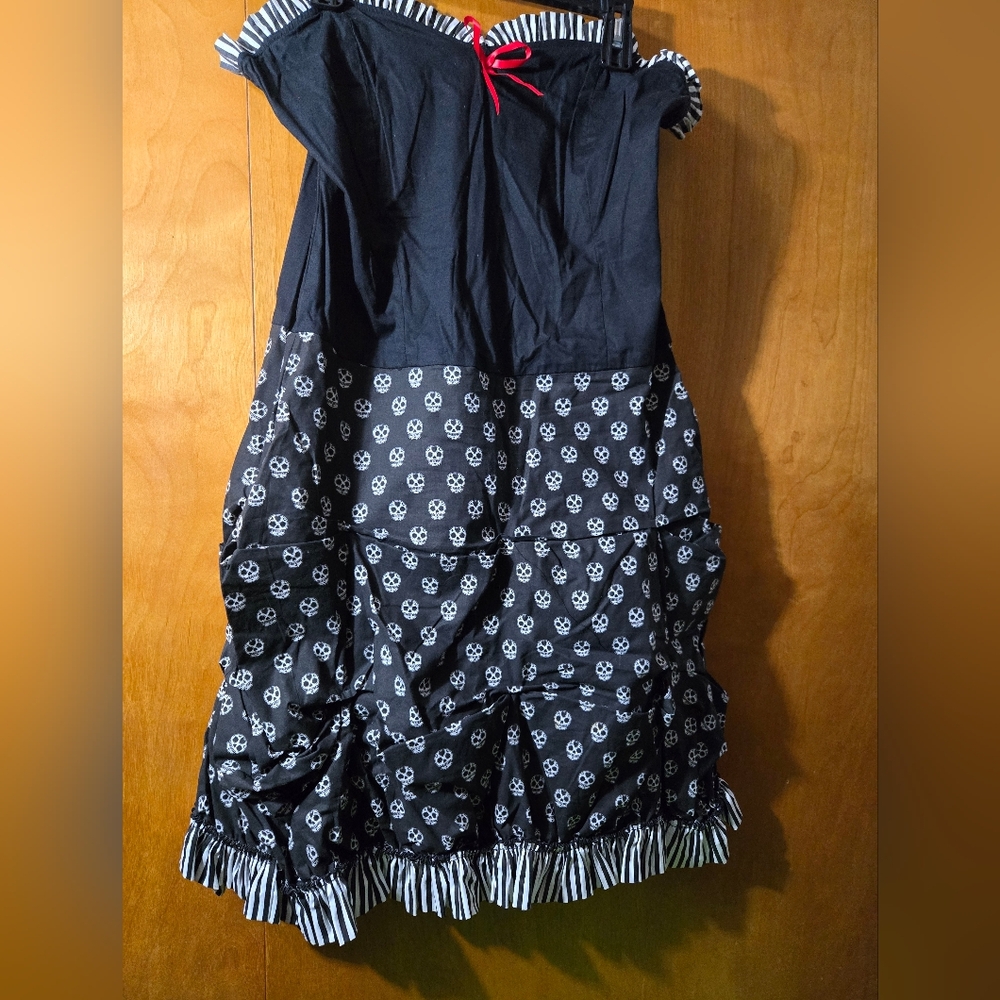 Too Fast Black and White Striped Strapless Dress, XL